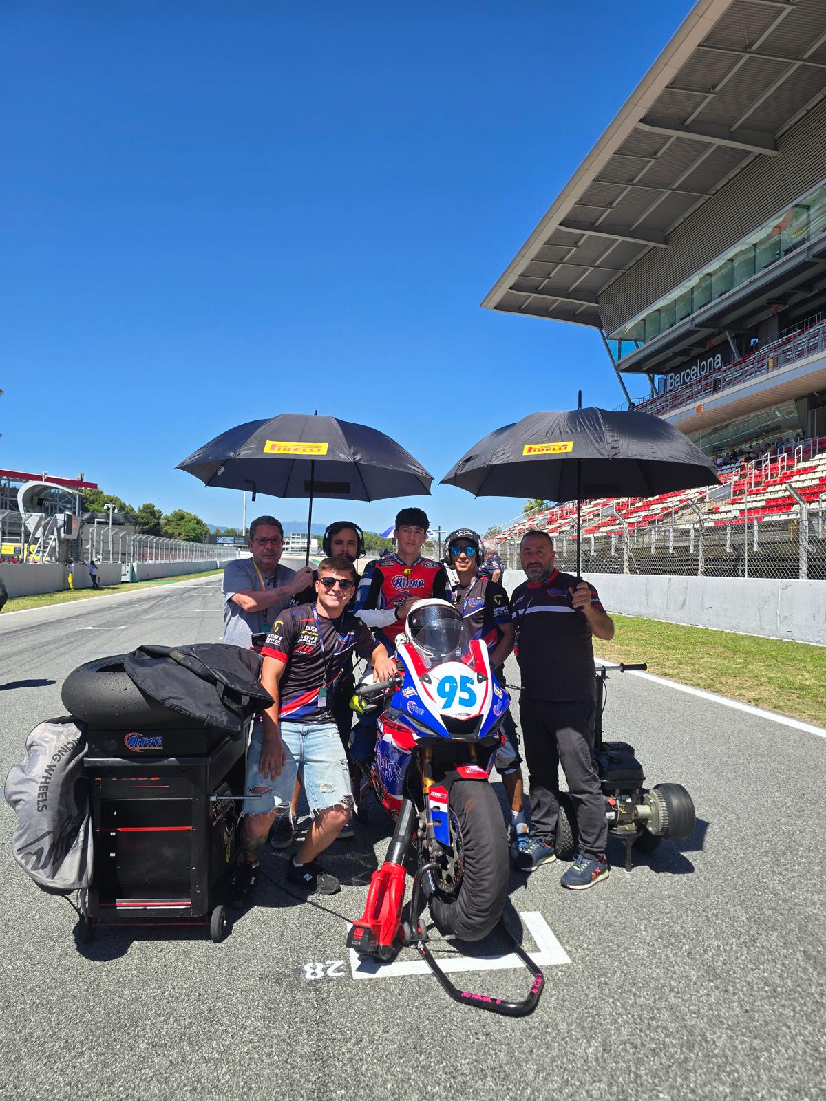 Junior Gp Grid Start Circuito de Barcelona