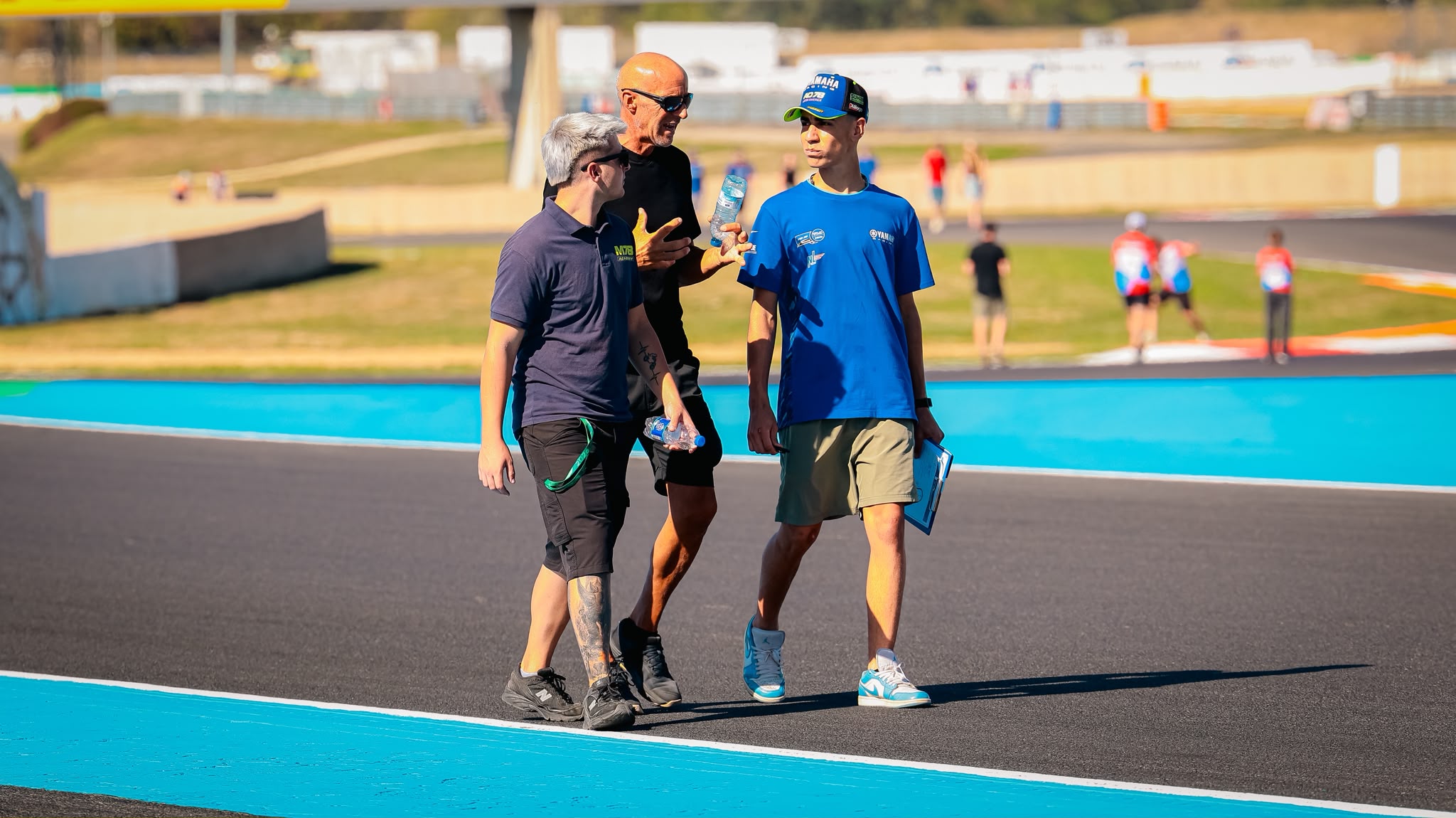 MAGNY-COURS WSBK R3 BLU CRU